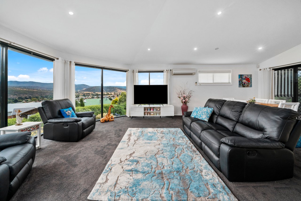 3/8 Howell Drive NEW NORFOLK 13