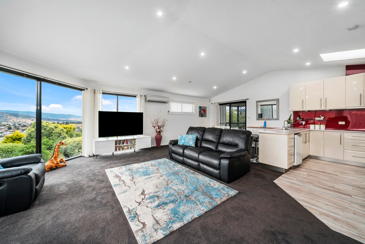 3/8 Howell Drive NEW NORFOLK 16