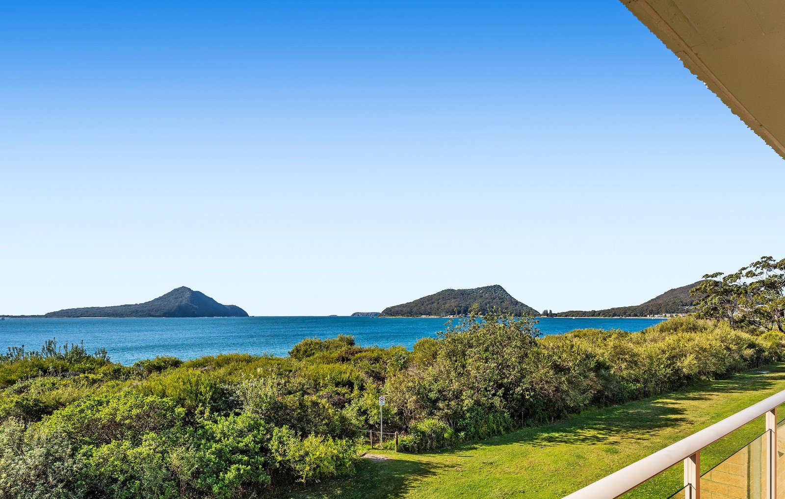 3/8 Intrepid Close NELSON BAY 2