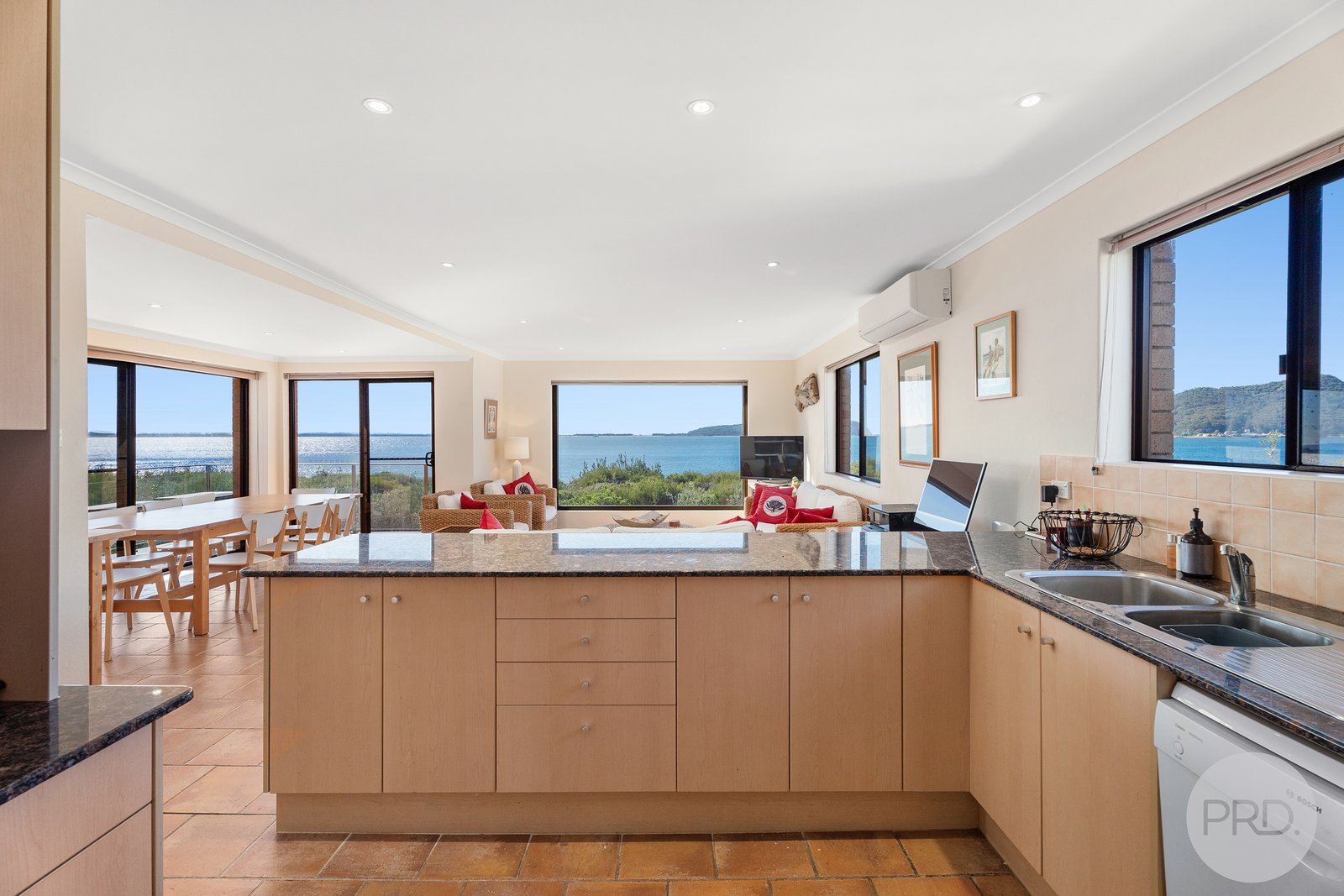 3/8 Intrepid Close NELSON BAY 7