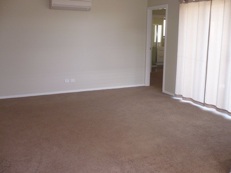 38 Jacques Road AUSTINS FERRY 4