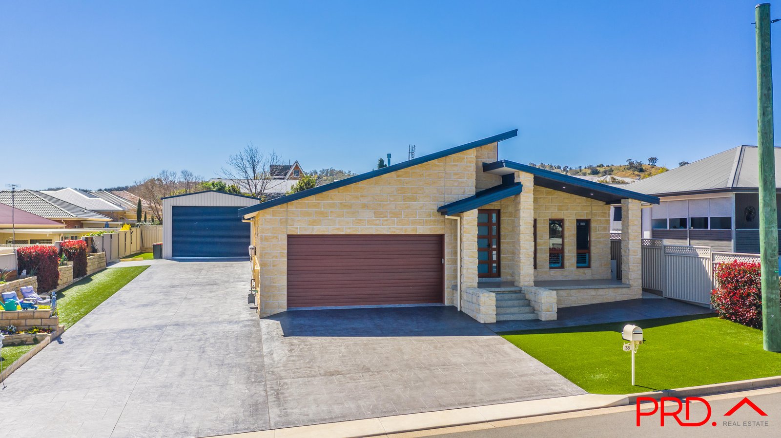 38 Johnston Street TAMWORTH 1