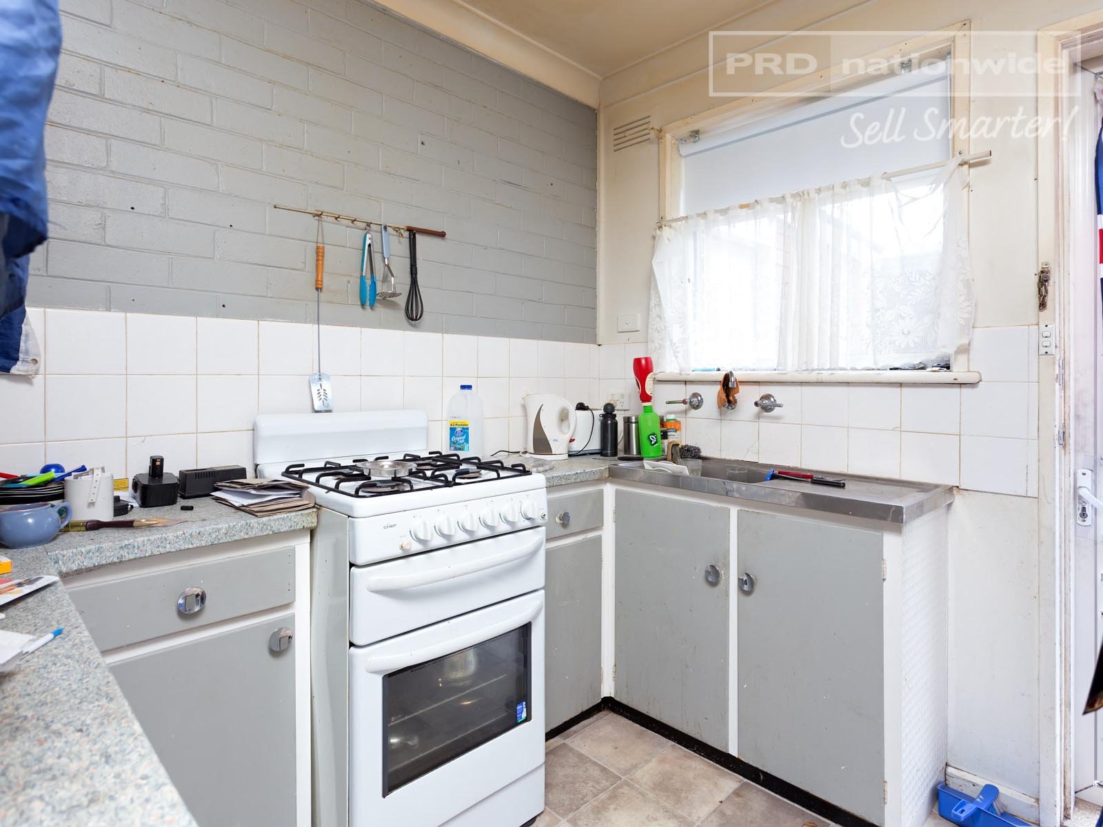 3/8 Joyes Place TOLLAND 2