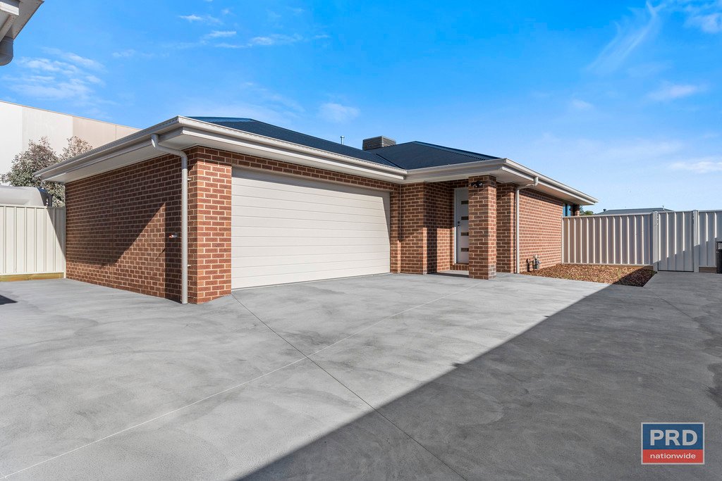 3/8 Julian Court EPSOM 1