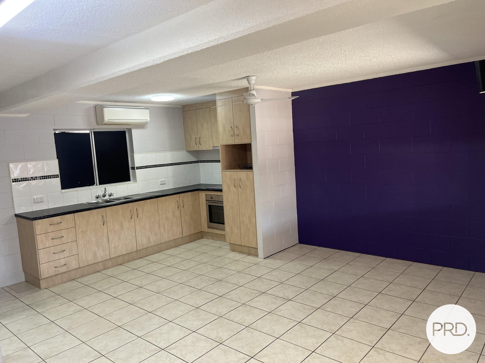 3/8 Kenilworth Street SOUTH MACKAY 4