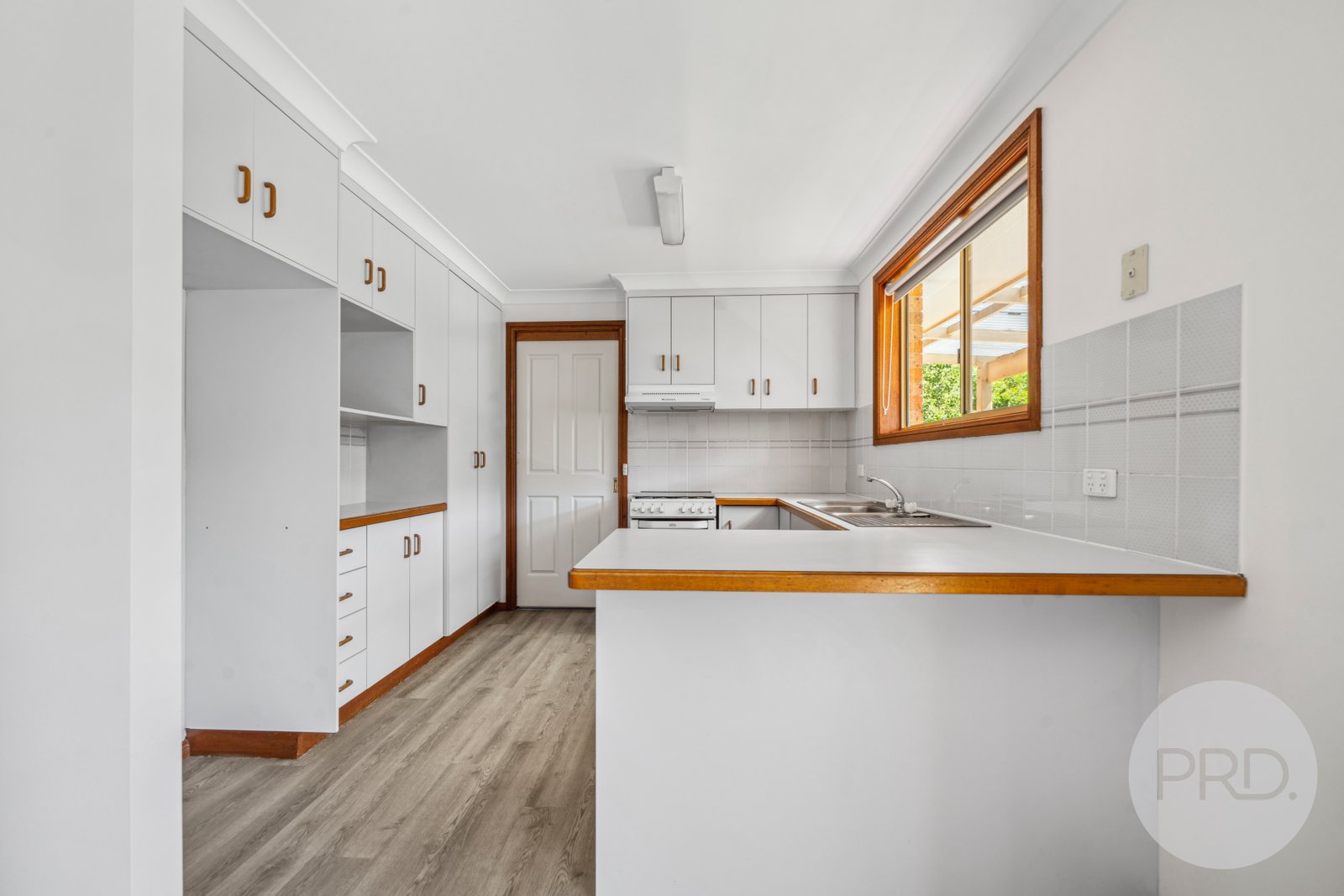 3/8 Kenneally Street KOORINGAL 3