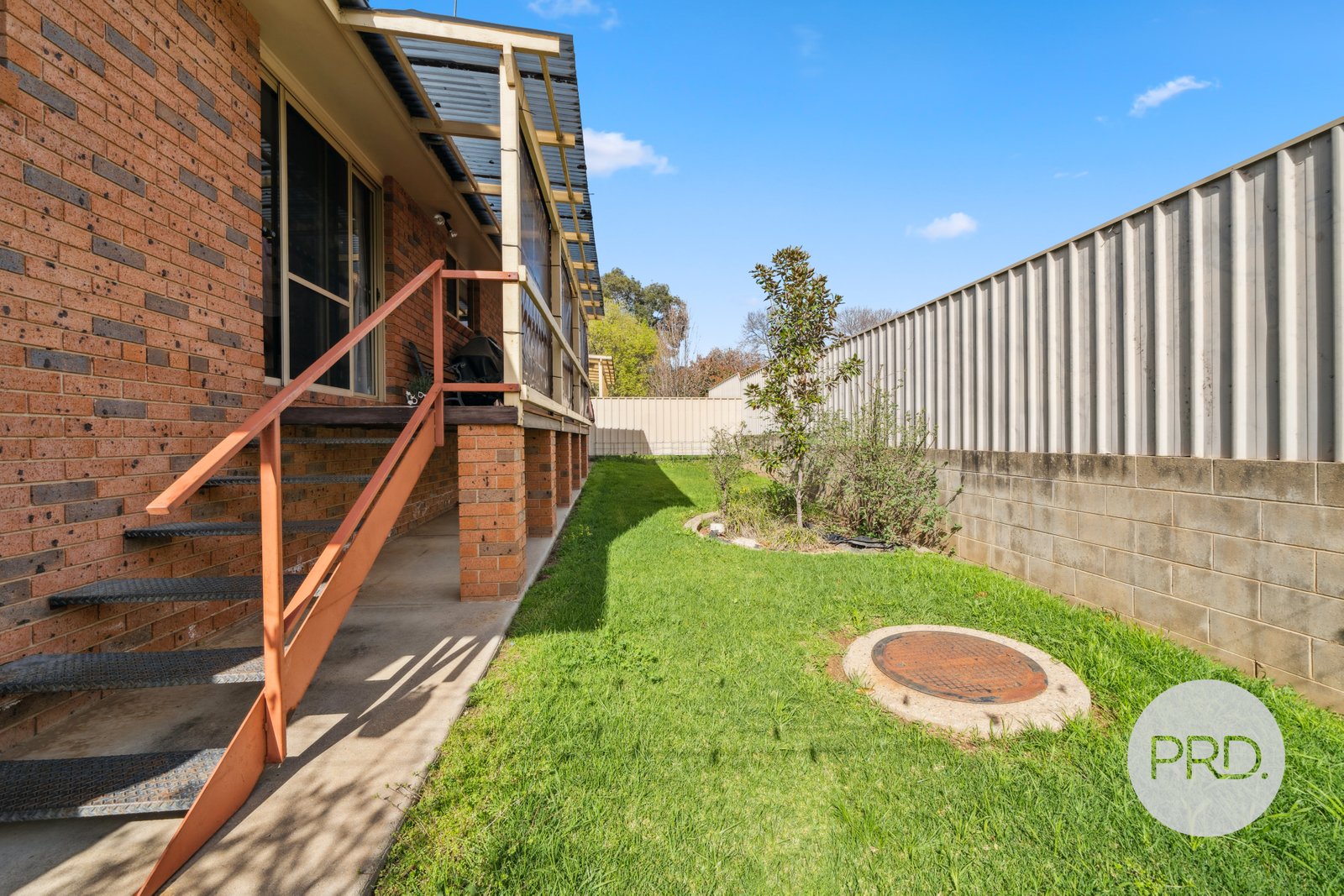 3/8 Kenneally Street KOORINGAL 12