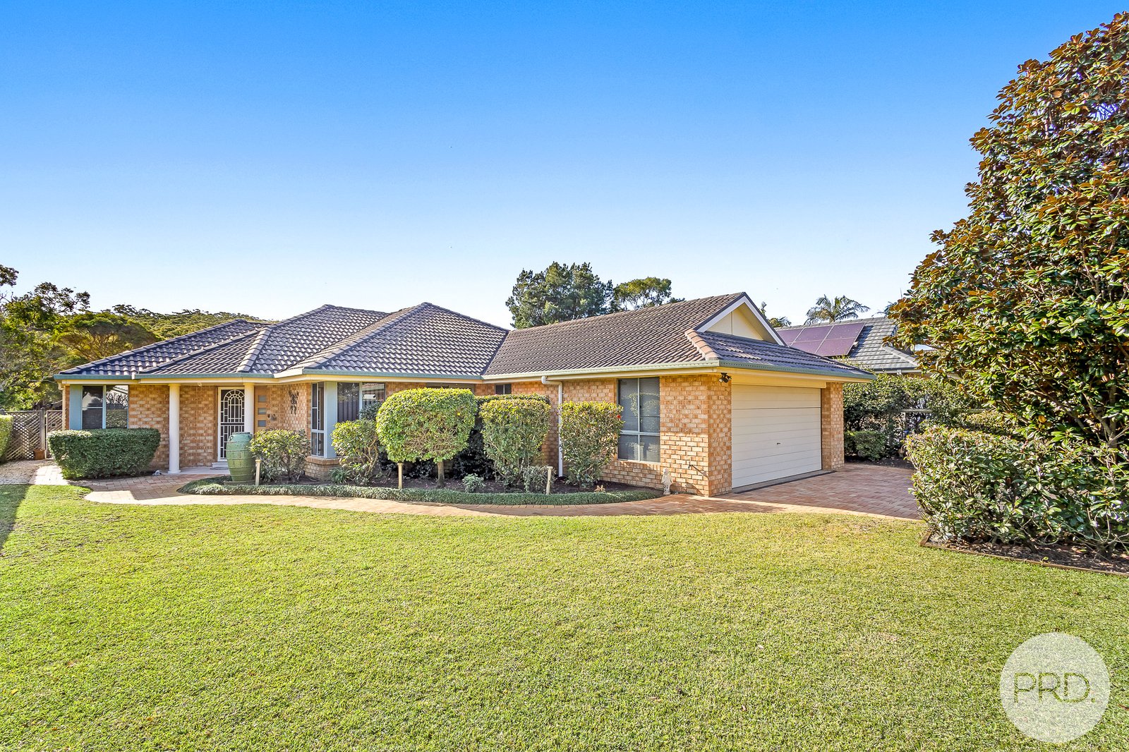 38 Kestrel Avenue SALAMANDER BAY 1