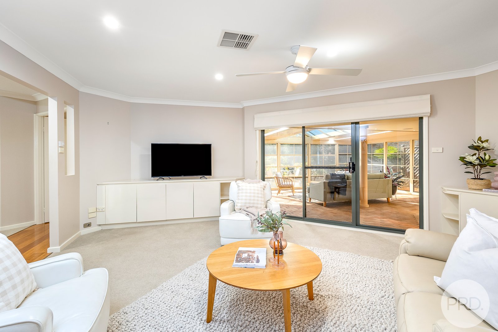 38 Kestrel Avenue SALAMANDER BAY 9