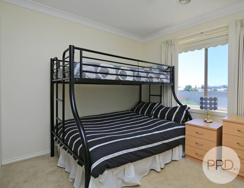 38 Kimba Drive GLENFIELD PARK 7