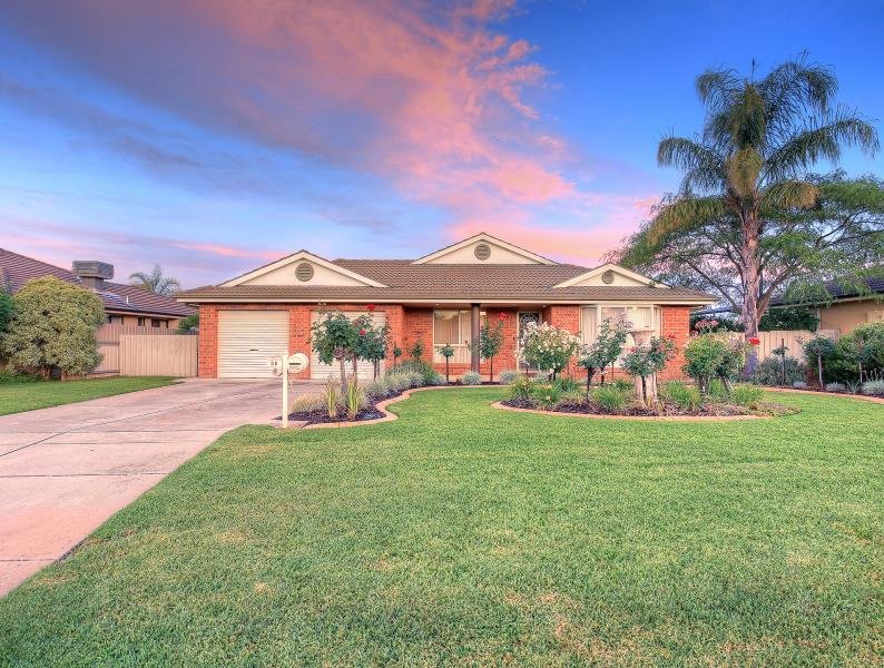 38 Kimba Drive GLENFIELD PARK 1