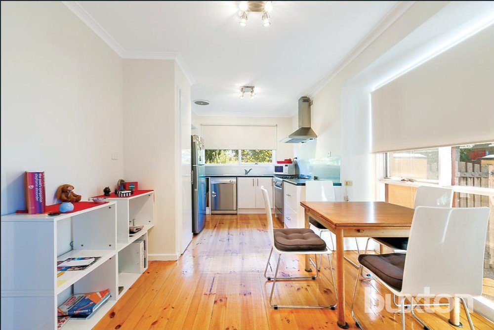 Gallery: 38 Lake Street