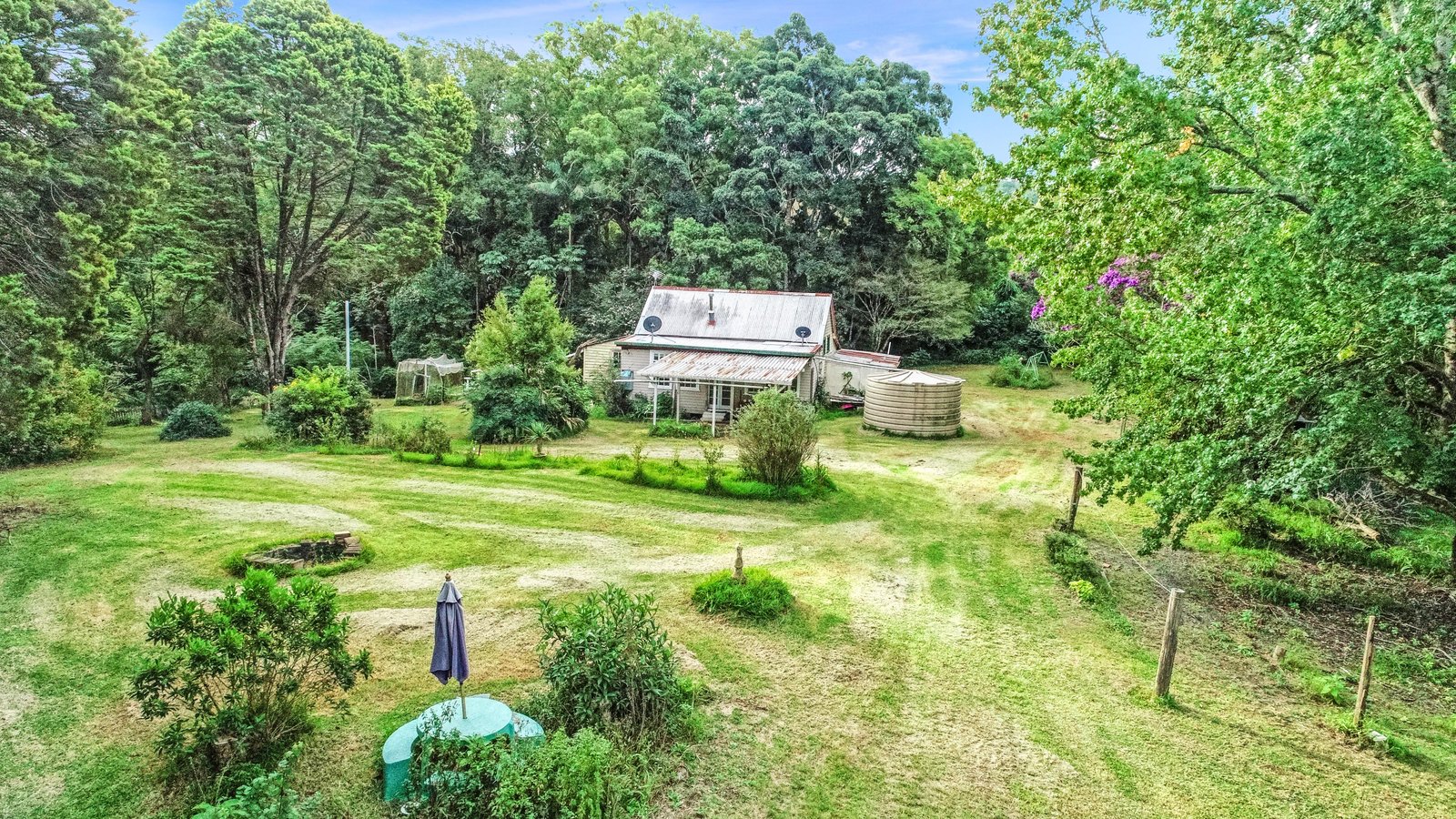 38 Laurel Lane STEWARTS RIVER 3