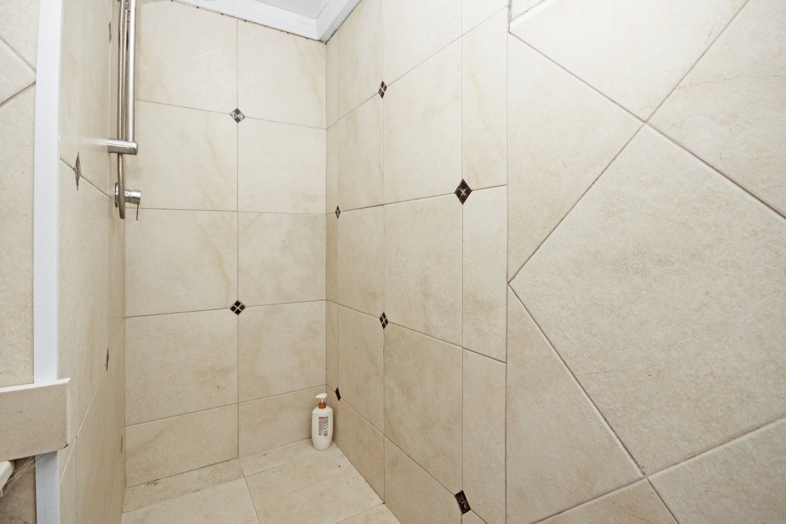 38 Laurel Lane STEWARTS RIVER 13