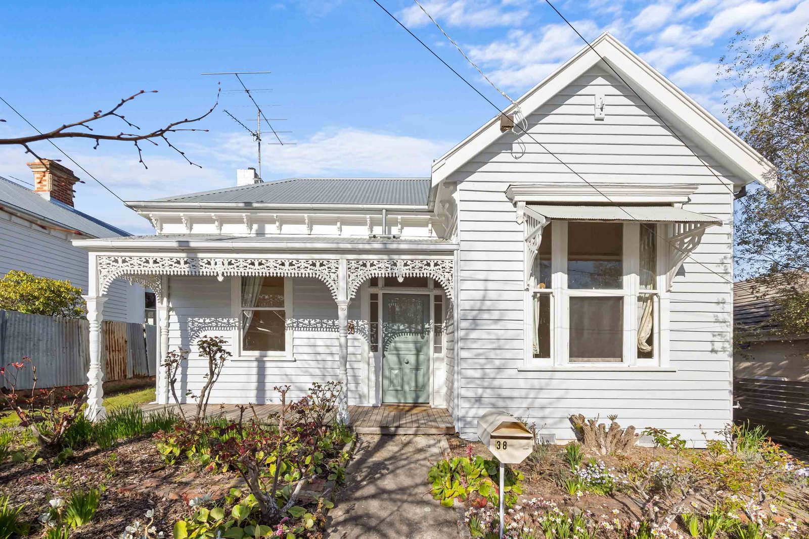 Photos: 38 Loch Ave Avenue