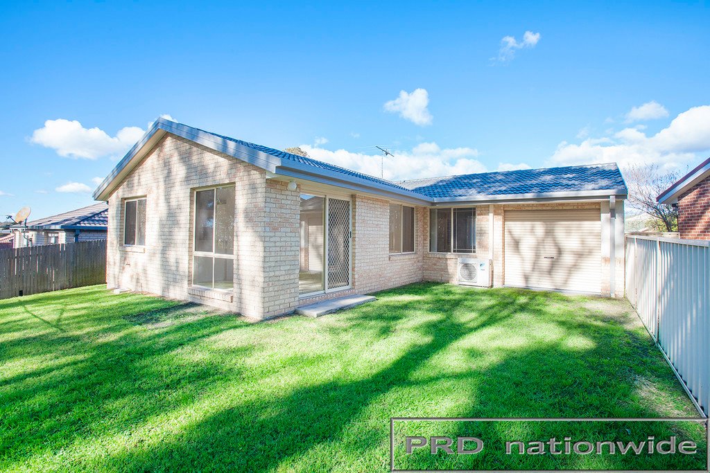 38 Lord Howe Drive ASHTONFIELD 19