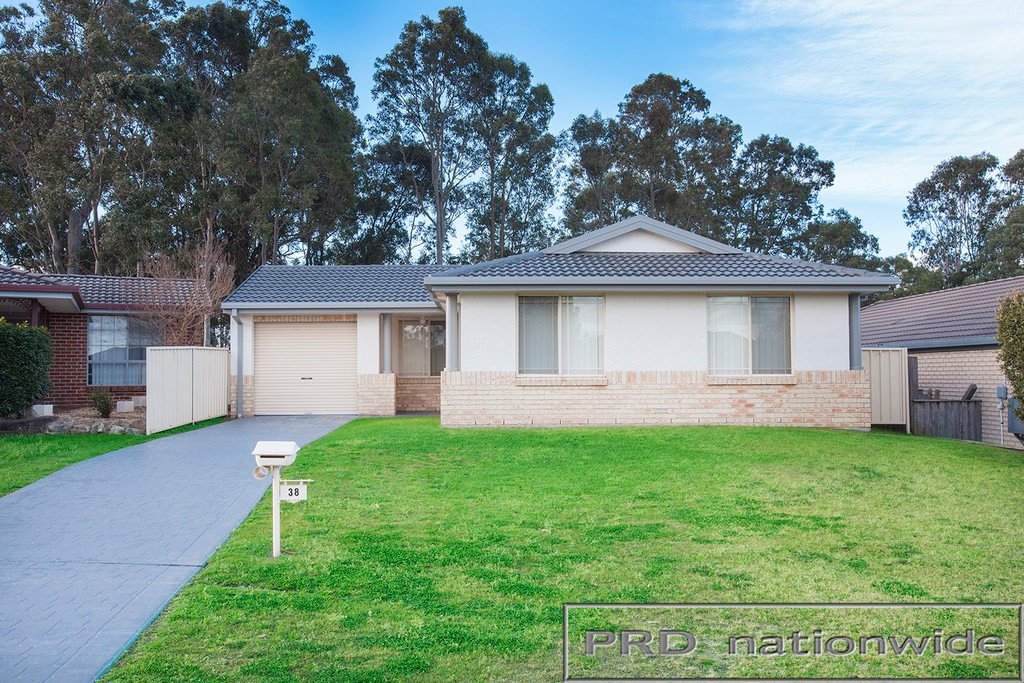 38 Lord Howe Drive ASHTONFIELD 20