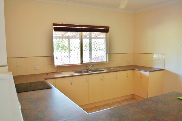 38 Lorikeet Drive DJUGUN 7