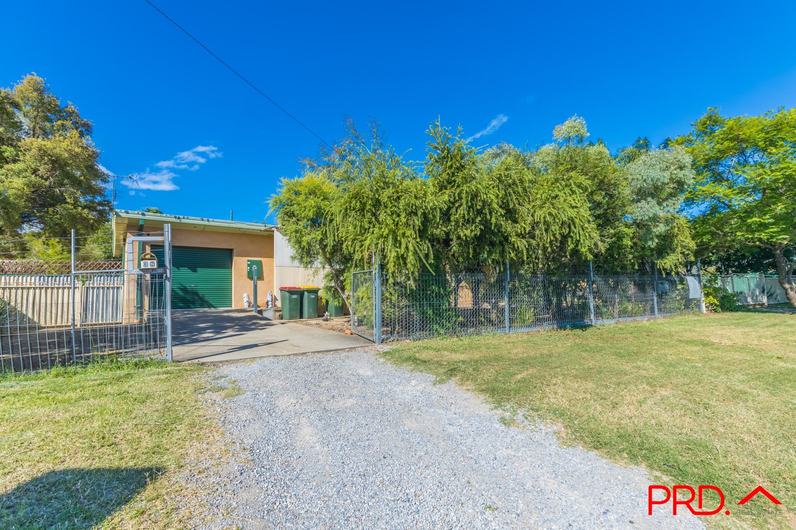 38 Manilla Road TAMWORTH 2