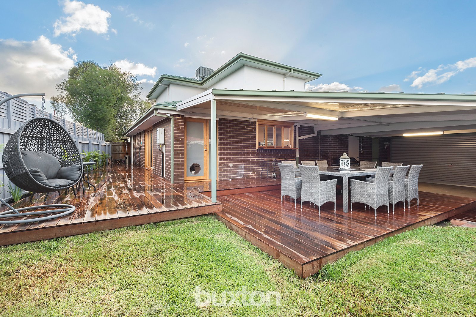 Gallery: 38 Maple Street