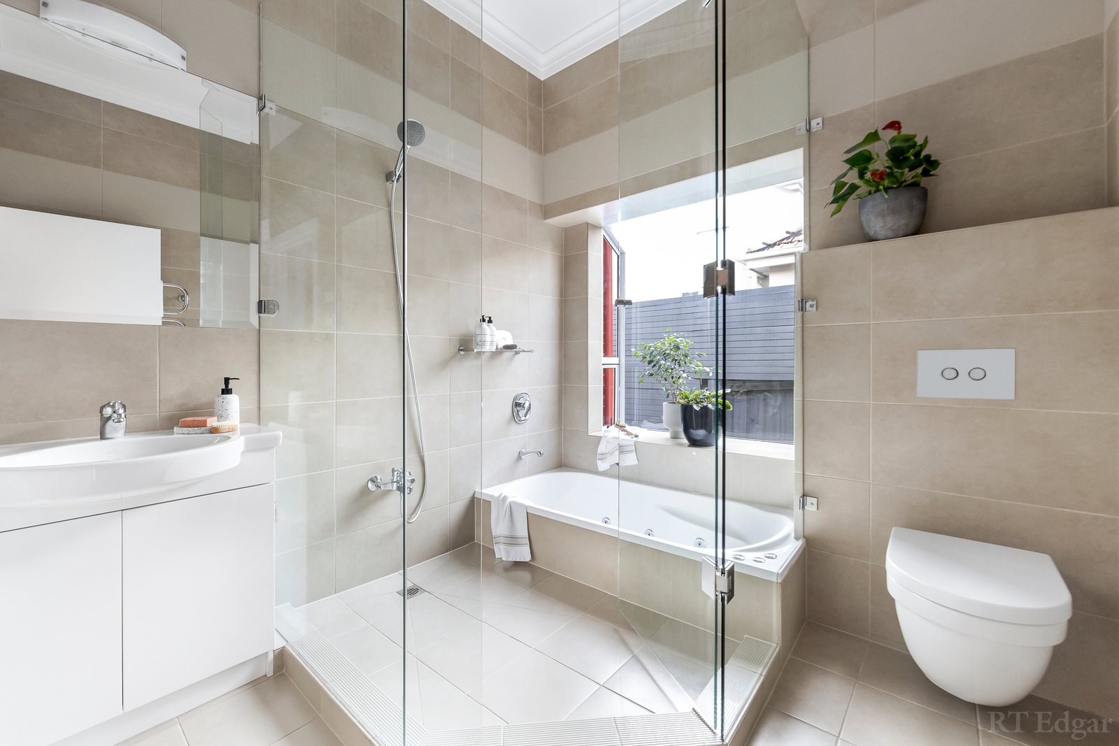 Real Estate and Property in 38 Maysia Street, Canterbury, VIC