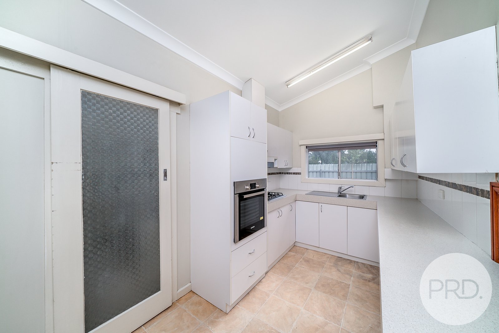 38 Mckinnon WAGGA WAGGA 3