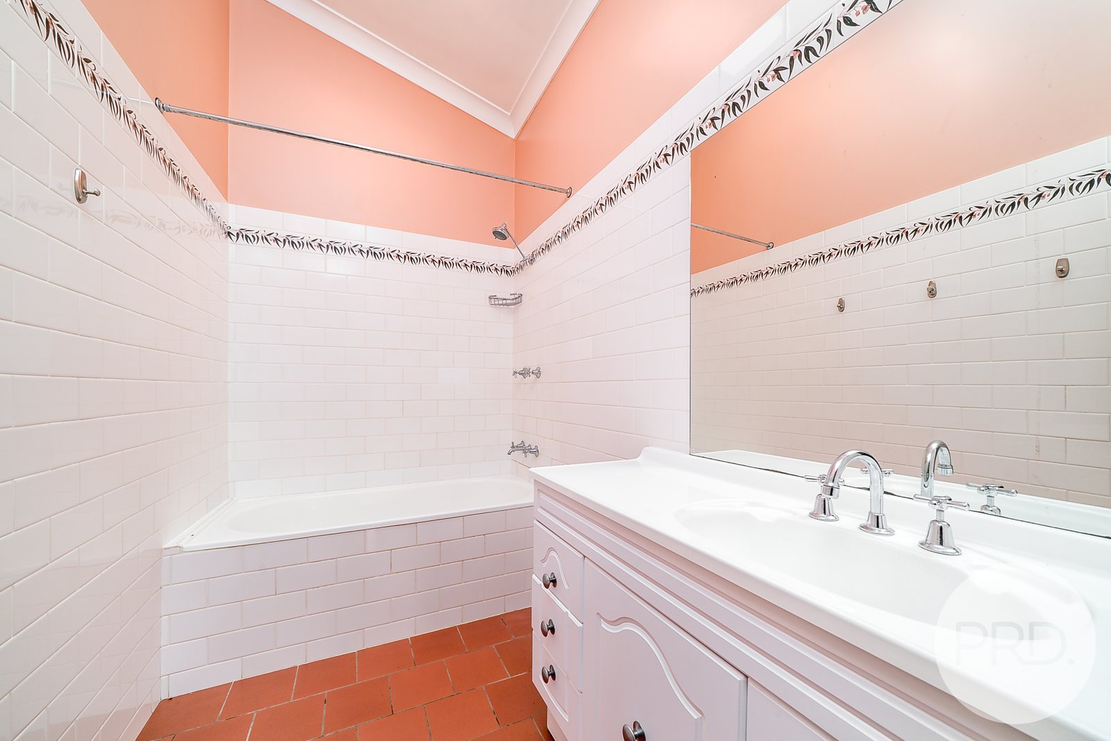 38 Mckinnon WAGGA WAGGA 8