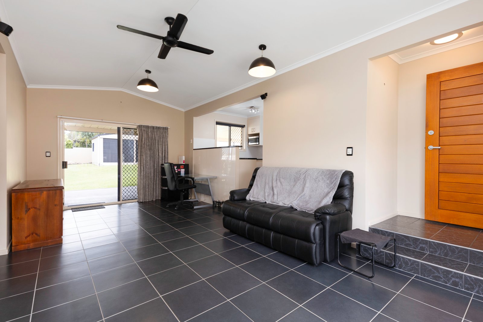 38 McLaughlin Drive EIMEO 7