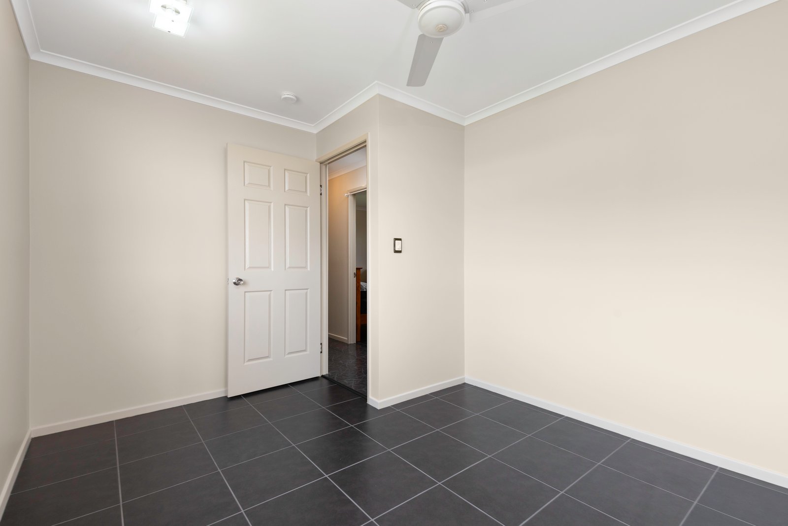 38 McLaughlin Drive EIMEO 11