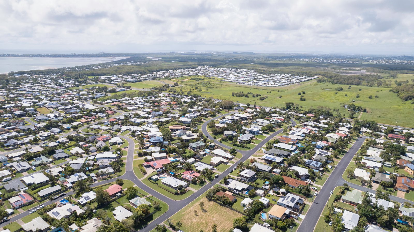 38 McLaughlin Drive EIMEO 19