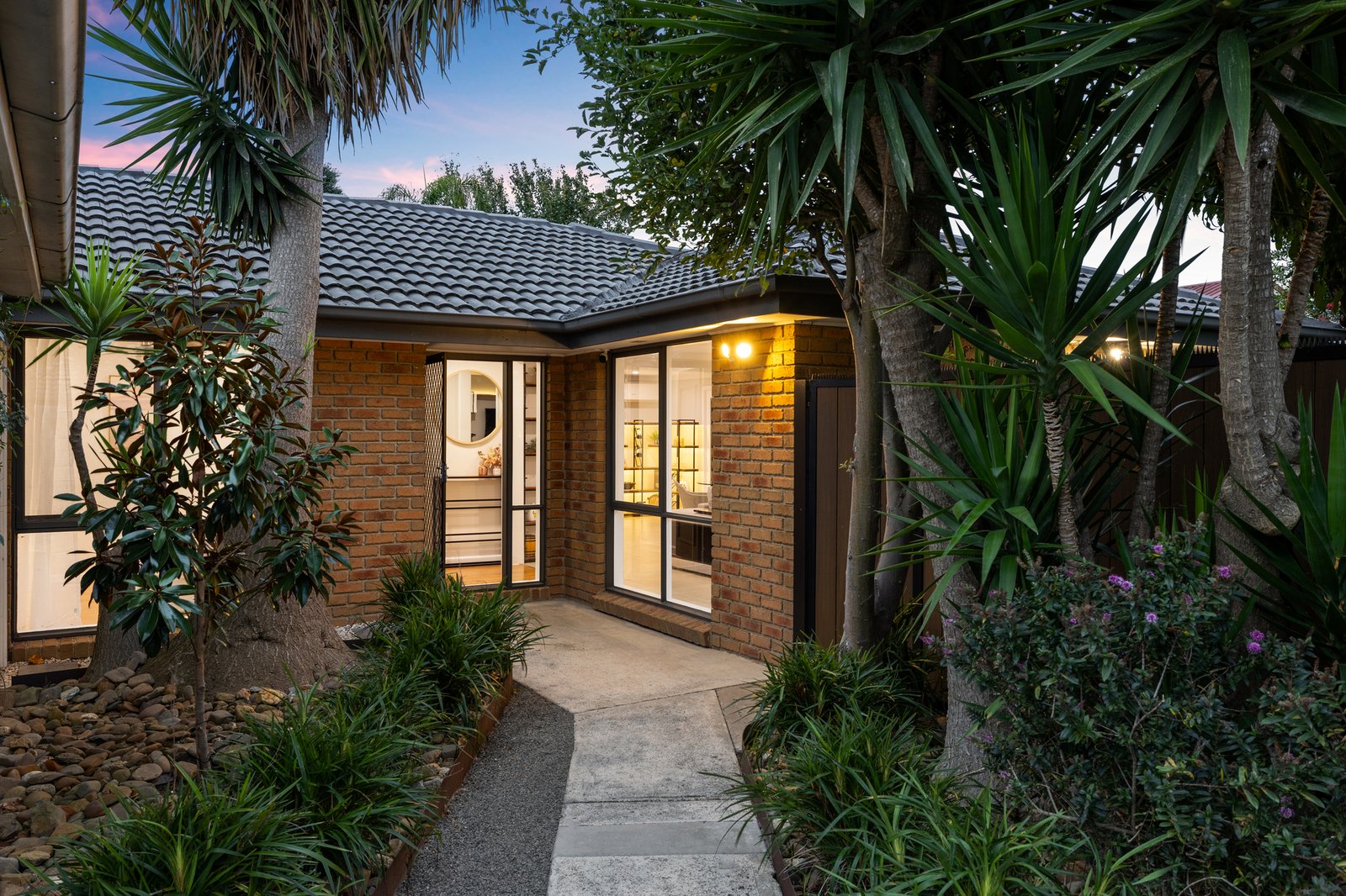 Gallery: 38 Meredith Crescent