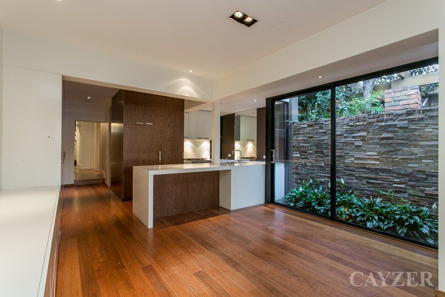 Gallery: 38 Merton Street