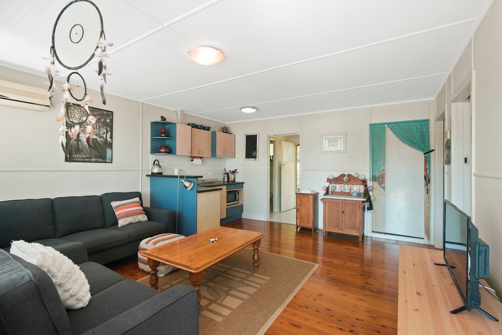 38 Miles St  COOLANGATTA 7