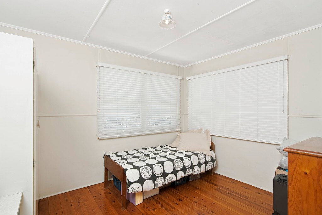 38 Miles St  COOLANGATTA 8