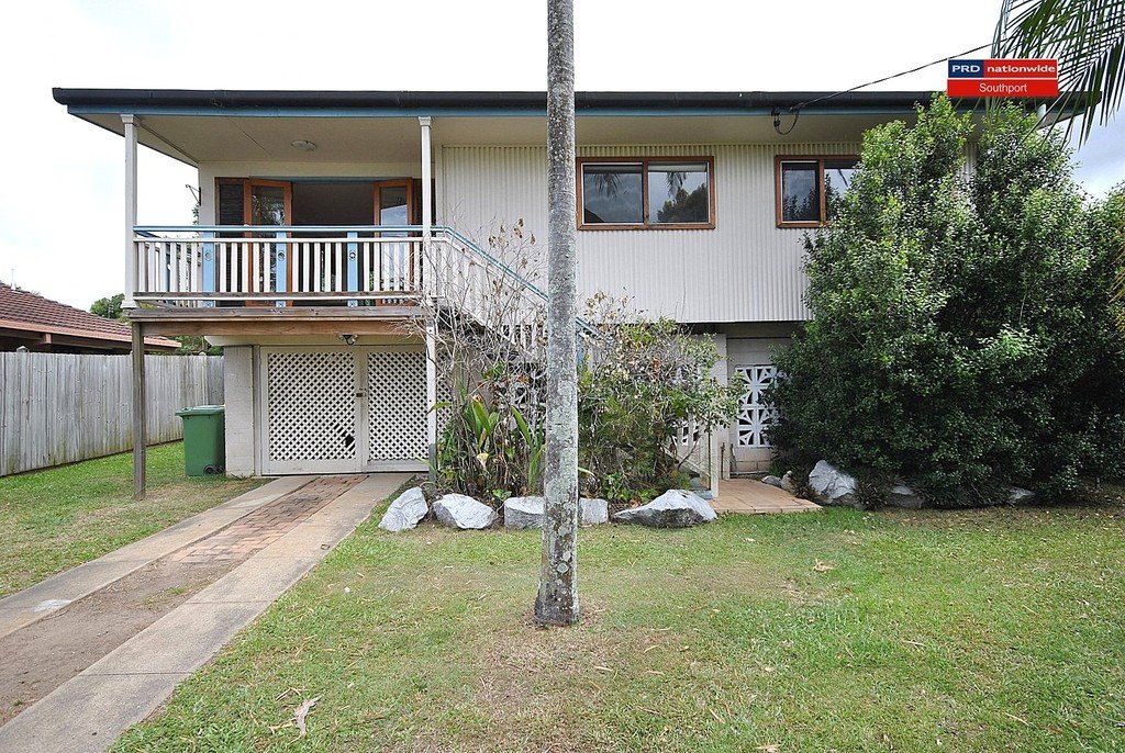 38 Minnie Street SOUTHPORT 1