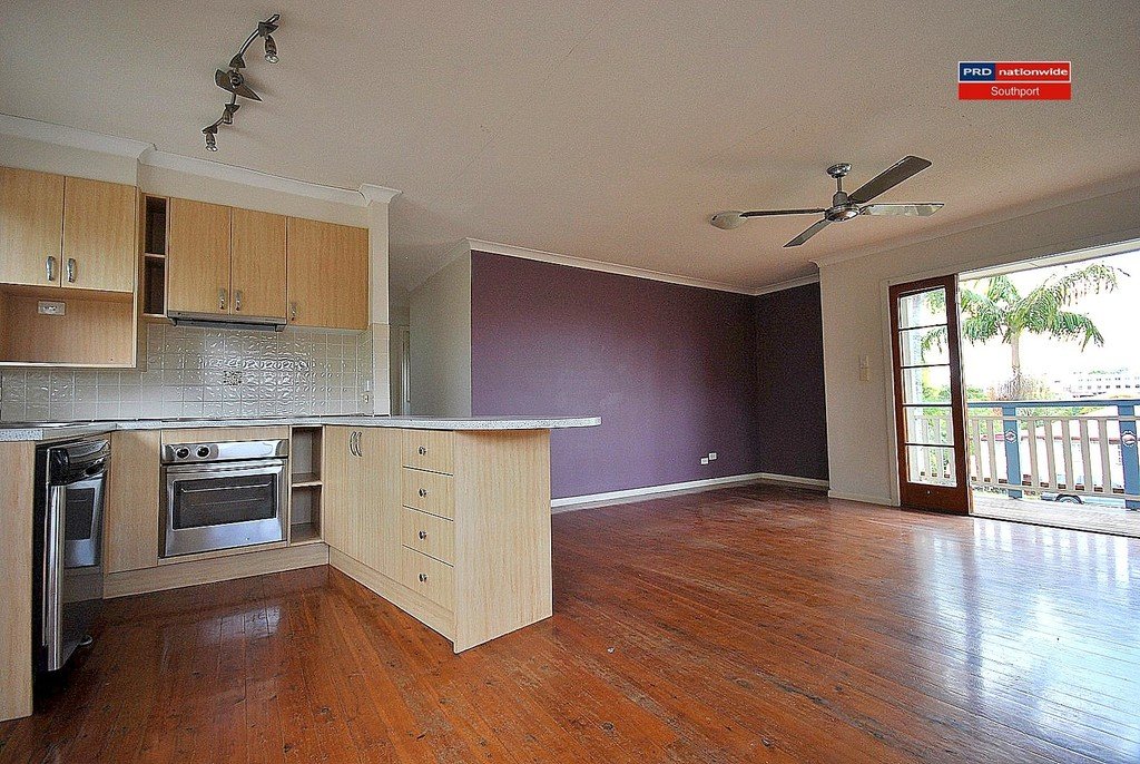 38 Minnie Street SOUTHPORT 2