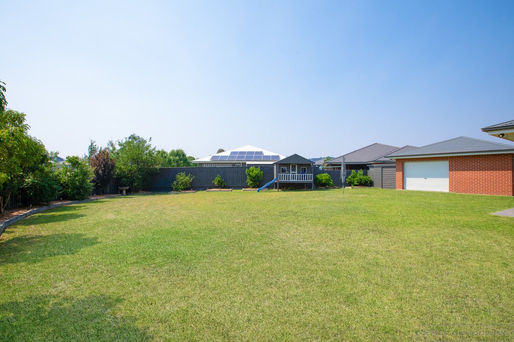 38 Mistfly Street CHISHOLM 6