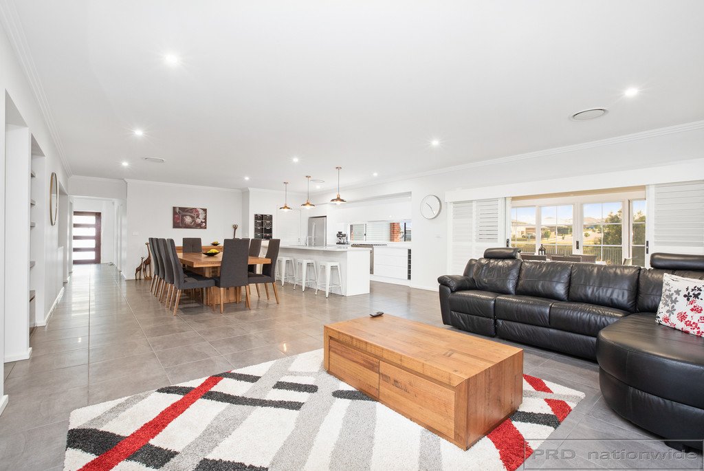 38 Mistfly Street CHISHOLM 13