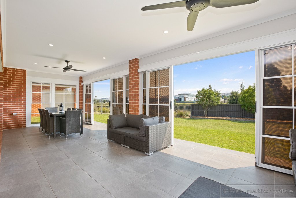 38 Mistfly Street CHISHOLM 14