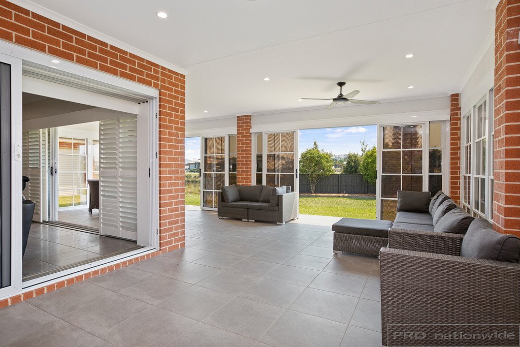 38 Mistfly Street CHISHOLM 16