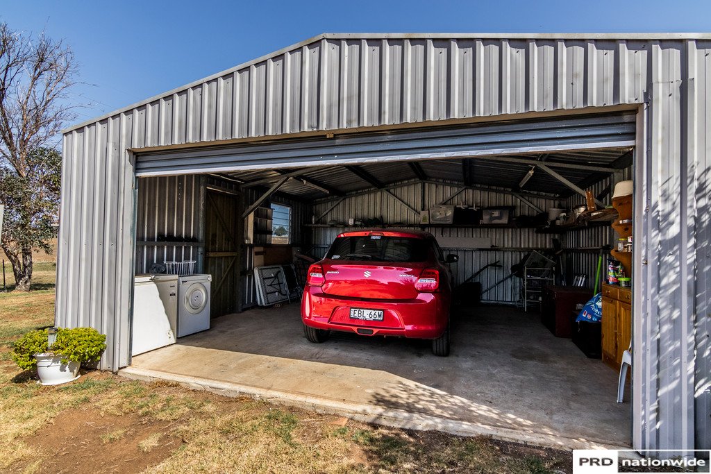 38 Mullumbimby Close TAMWORTH 14