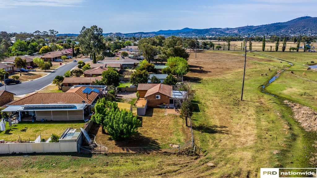 38 Mullumbimby Close TAMWORTH 18