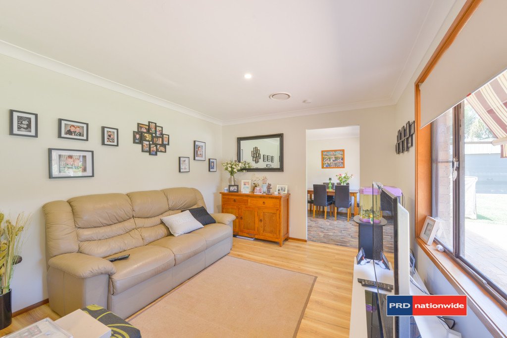 38 Mullumbimby Close TAMWORTH 5