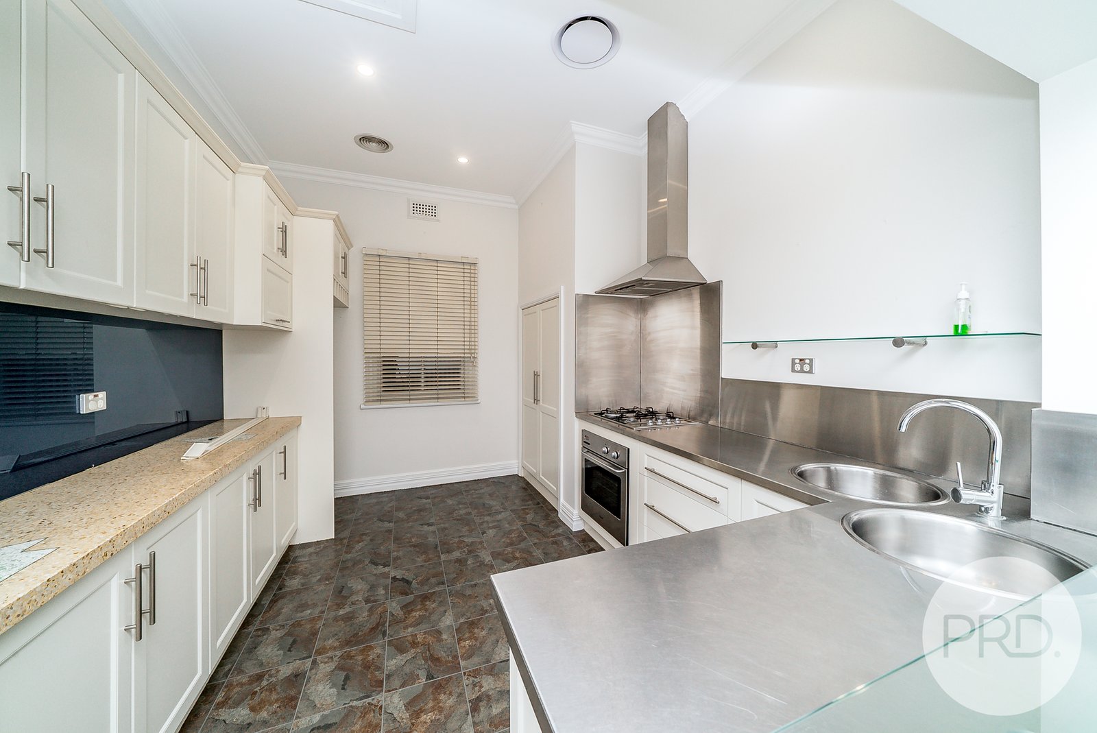 38 Murray Street WAGGA WAGGA 10