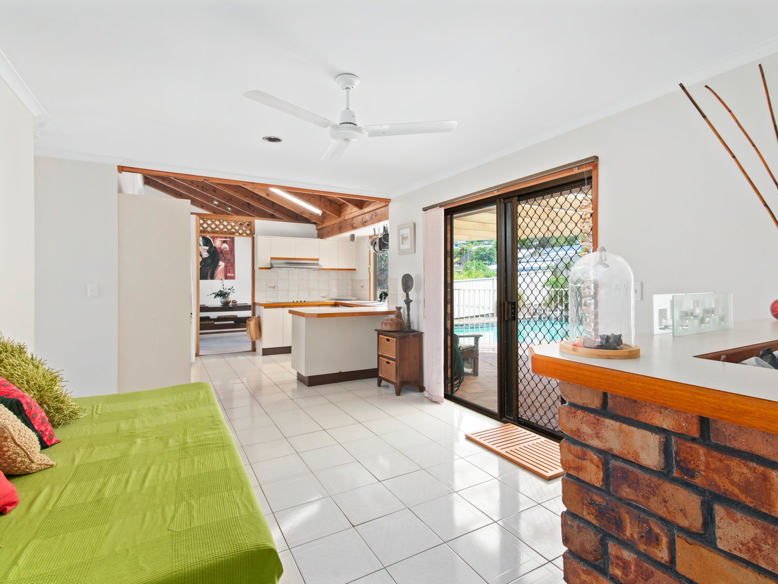 38 Murtha Drive ELANORA 8