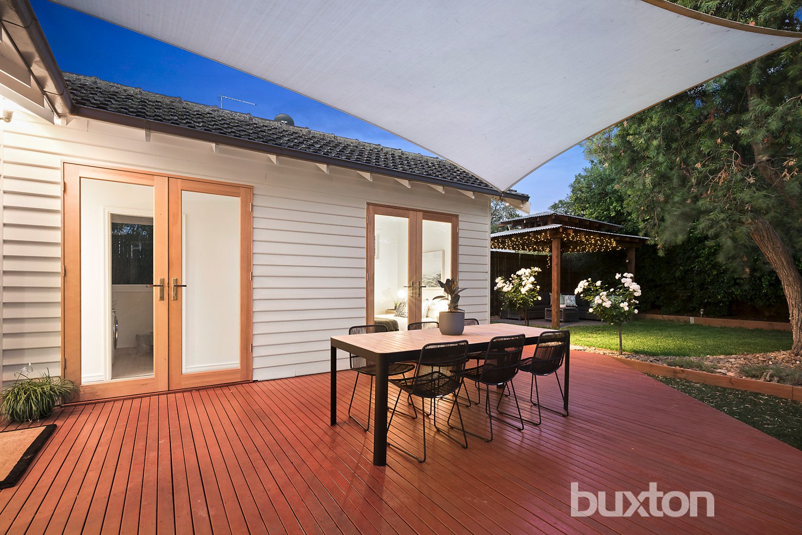 Gallery: 38 Nicol Street