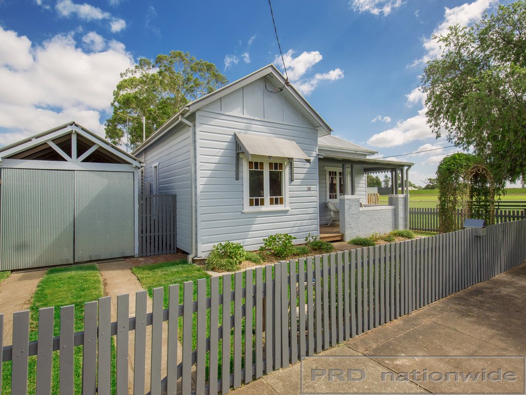 38 Nillo Street LORN 1