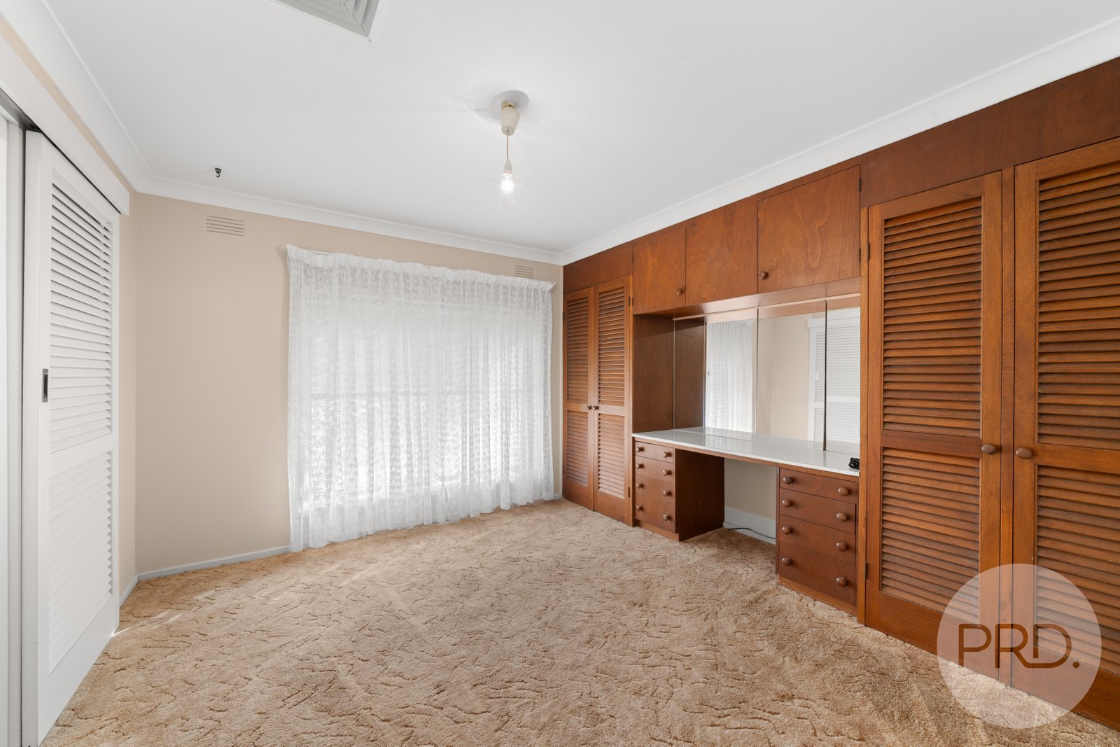 38 Norfolk Avenue LAKE ALBERT 7