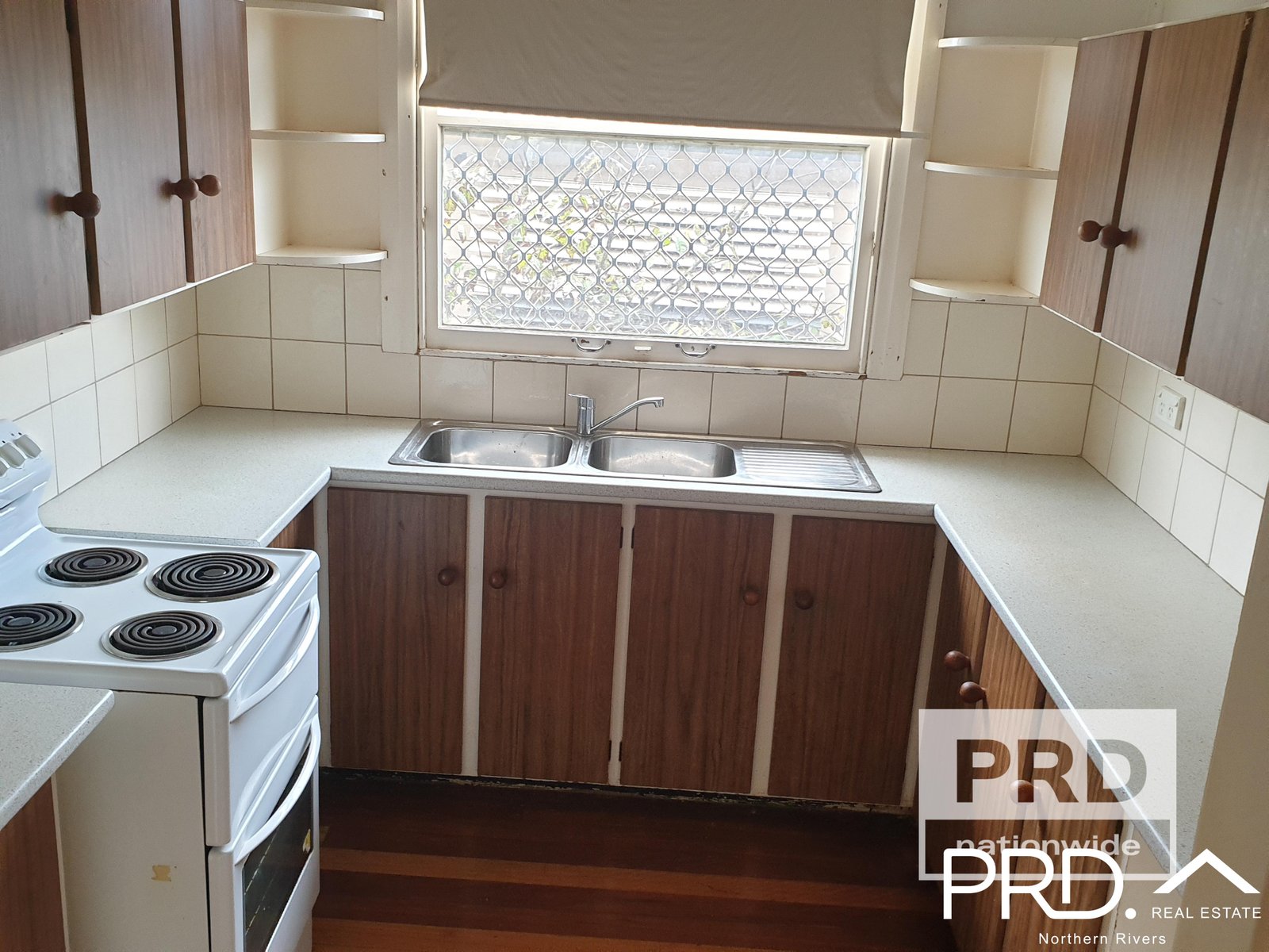 38 Oakley Ave  EAST LISMORE 9