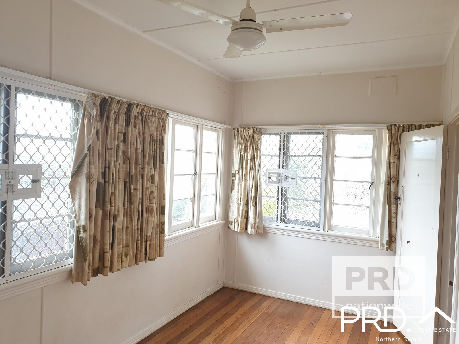 38 Oakley Ave  EAST LISMORE 13